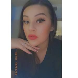 Meet your Posher, Adalis